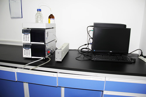 歐科拜克研發設備－高效液相色譜儀